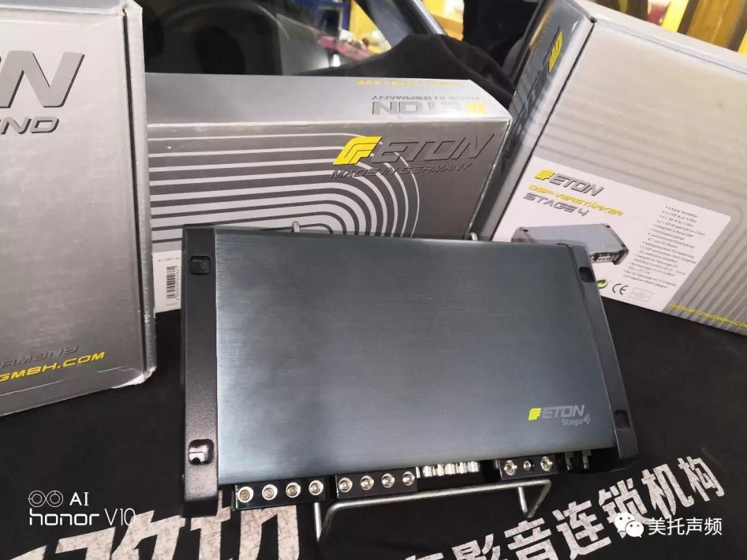 开奔驰，听音就别将就了-必威BETWAY官网郑州卡卡必威BETWAY官网店奔驰E300音响升级德国ETON