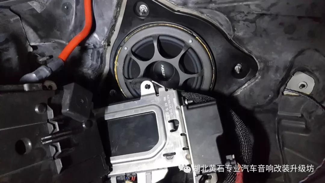 奔驰E300L必威BETWAY官网升级德国伊顿三分频